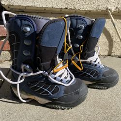 Snowboard Boots Vans Size 6