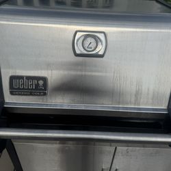 Weber Grill With Cover