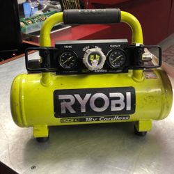 1003 Ryobi P738 18v Lithium Ion Cordless 1-gallon 120psi Air compressor (Tool Only) 014623