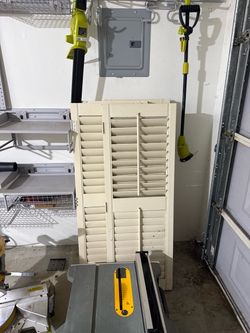 Classic Wood Shutters (Free)