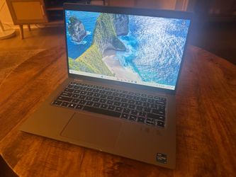 14” Dell Latitude Laptop (11Th Gen, 16GB, 512GB SSD)