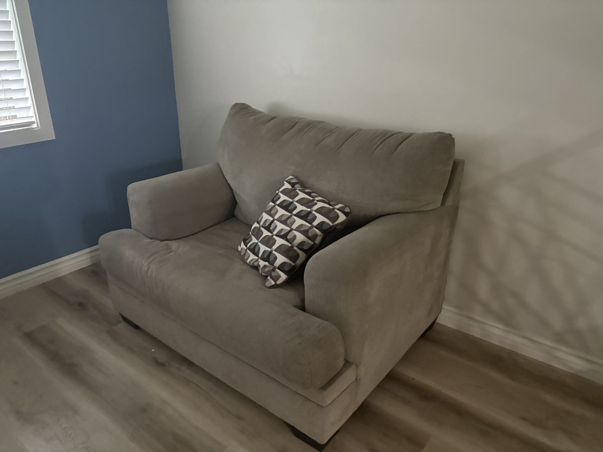 Couch Set 