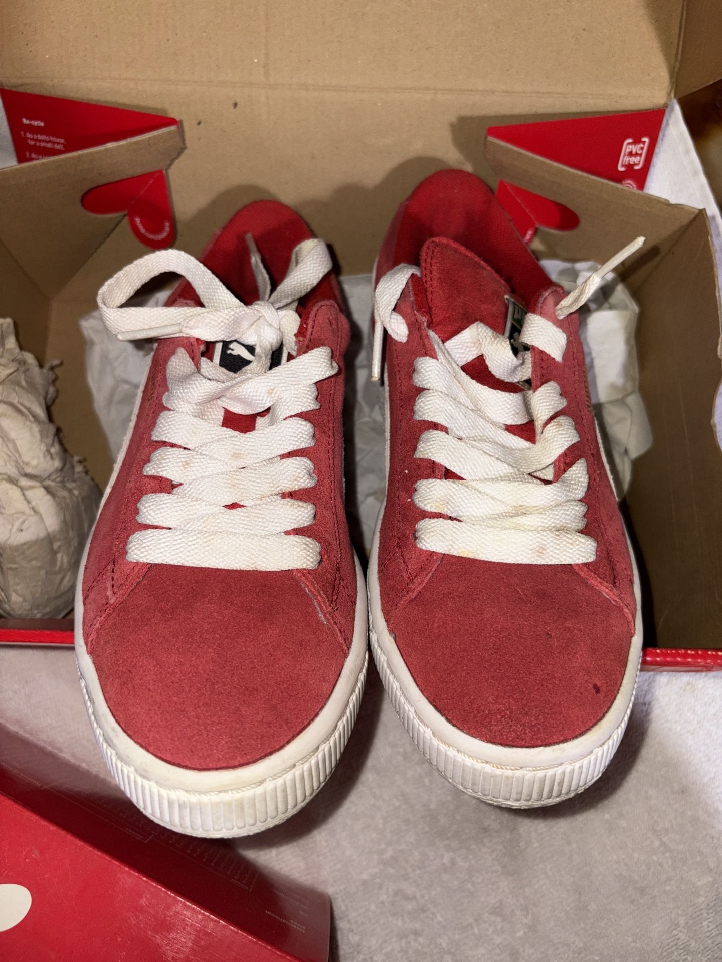 Red Pumas Size 5/Women’s 6.5