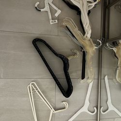 Free hangers