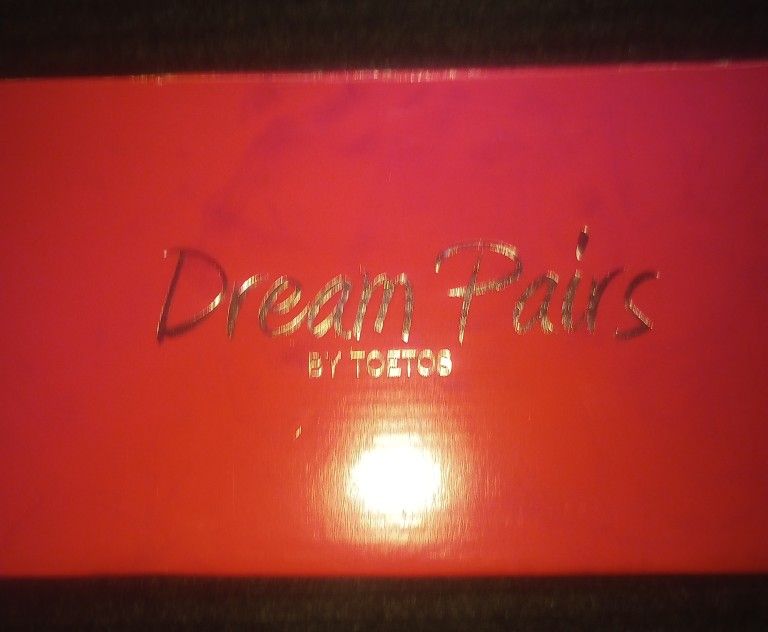 Dream Paris Flats Size 8 $10