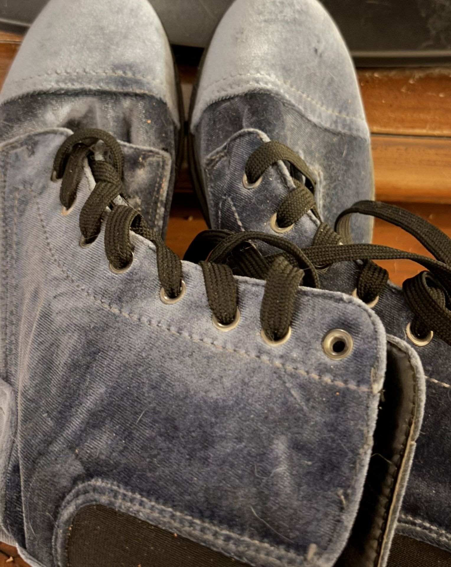 $15 Girls / Ladies Baby Blue Cowgirl Boots - Size 5.5