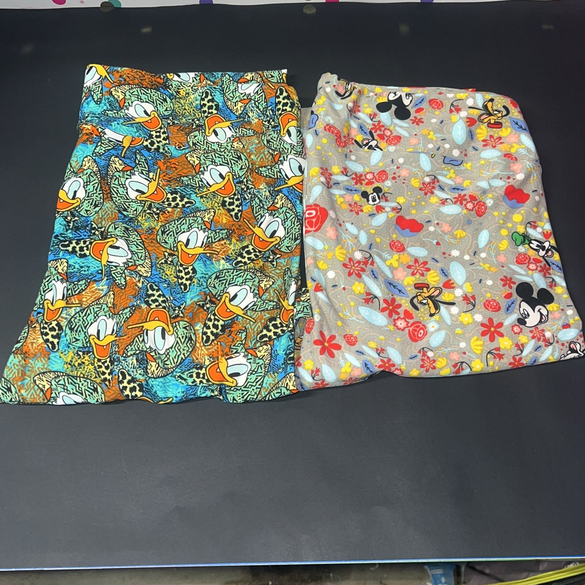 Disney Women’s LuLaRoe Legging Size Tall & Curvy Fits 12/18