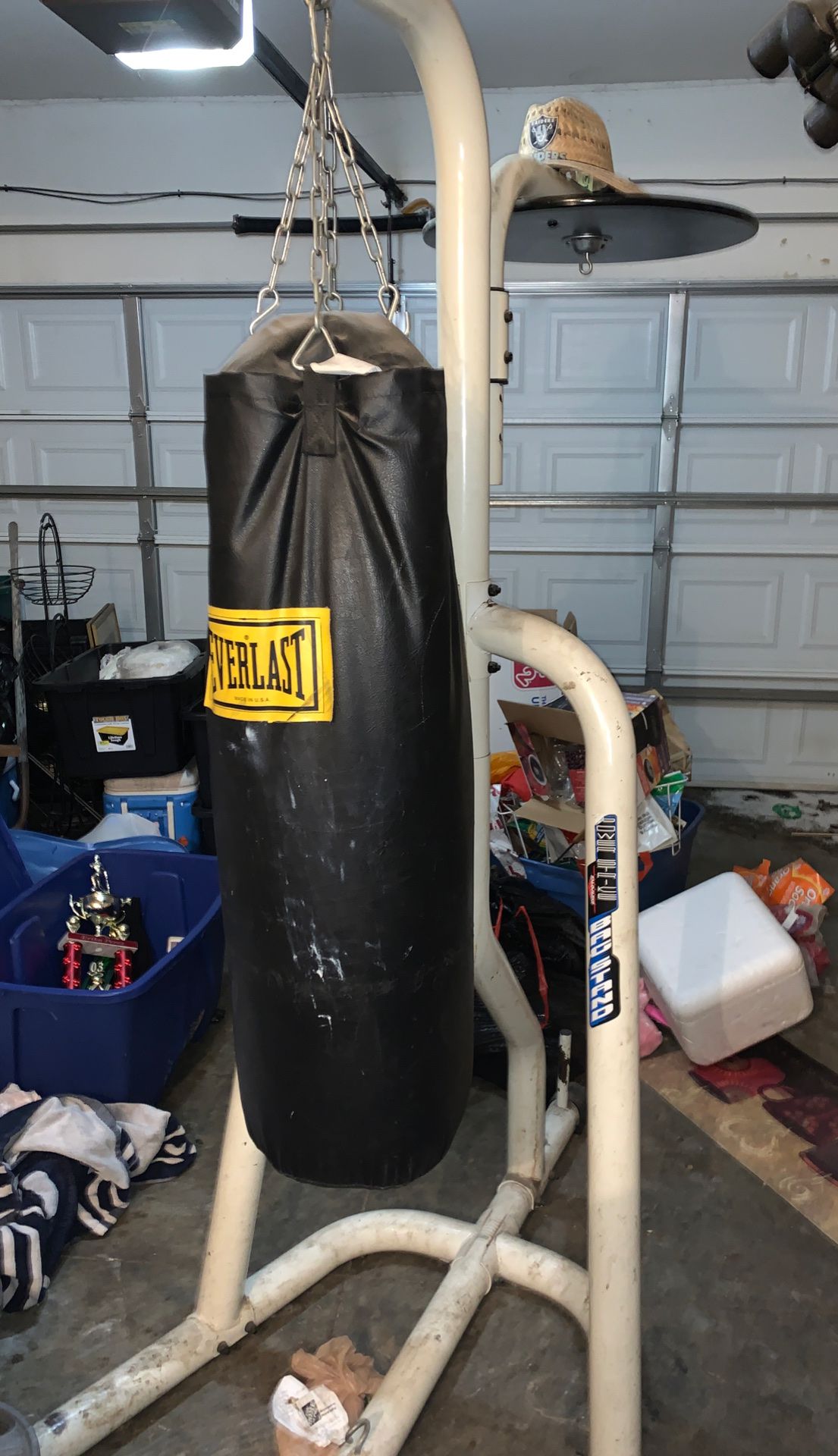 Everlast punching bag with bag stand