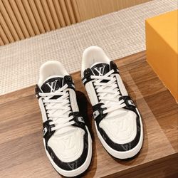 Louis Vuitton Men’s Sneaker With Box 2025 New