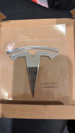 Tesla Model 3 Front Hood