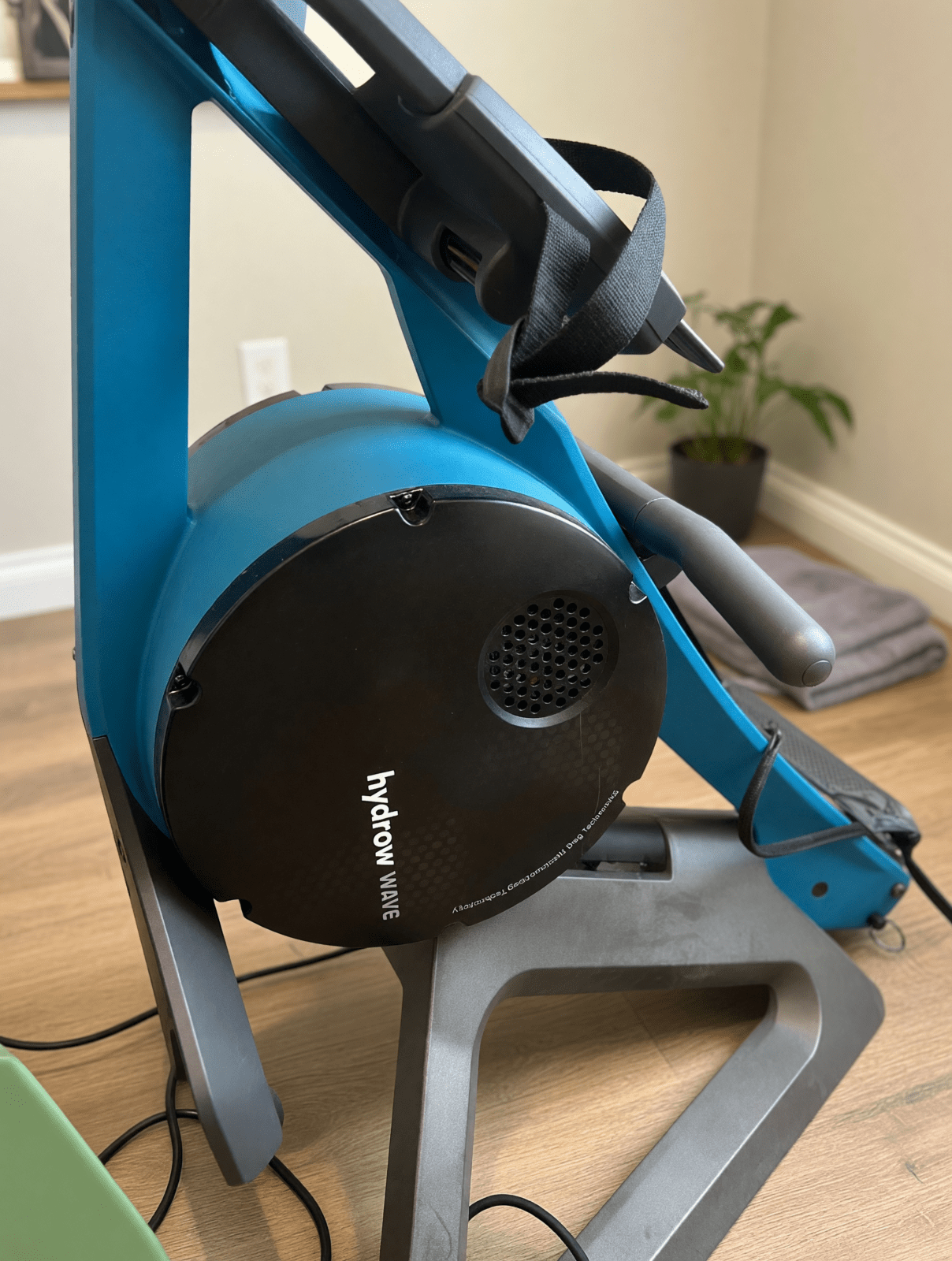 2024 Hydrow Wave Rower – Like New, 16in Screen - Clearwater, FL