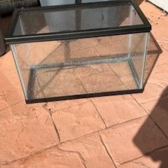 Reptile Or Fish 10 Gallon Tank