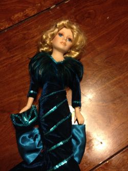 Limited edition doll from collectors choice from Dandee