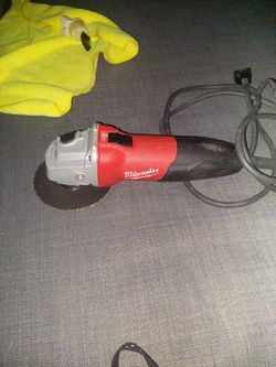 Milwaukee 4 1/2" Grinder