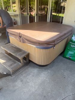 Used jacuzzi