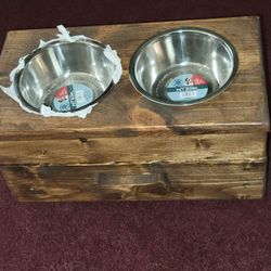 Small Dog Bowl And Food Storage 
