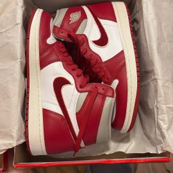 Air Jordan 1 Retro 