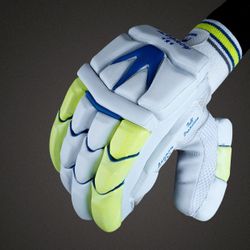 Mids Legacy 3 Star Batting Gloves - Cricket