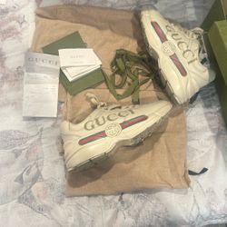 Gucci Shoes For Womens 