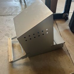 New Hens Choice Roosting Box Laying Eggs 