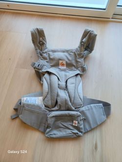 Ergobaby Baby Carrier