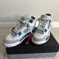 Jordan 4 Retro Military Blue