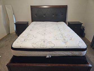 Queen size bed