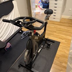 Spin L9 Exercise Bike