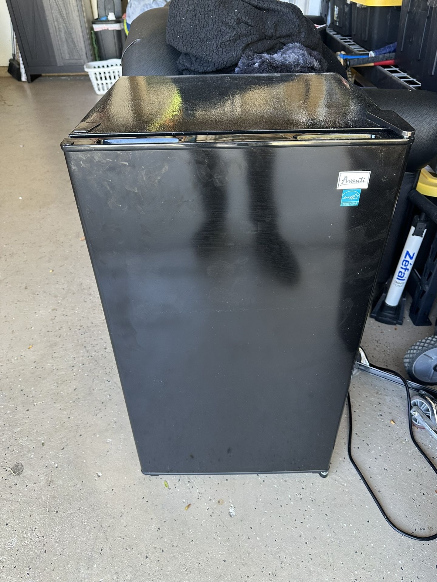 Avanti Mini Fridge