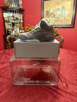 Air Jordan 5 Gray
