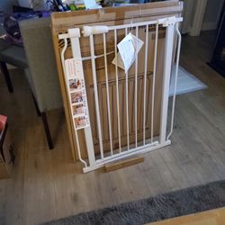 Baby/Pet Gate