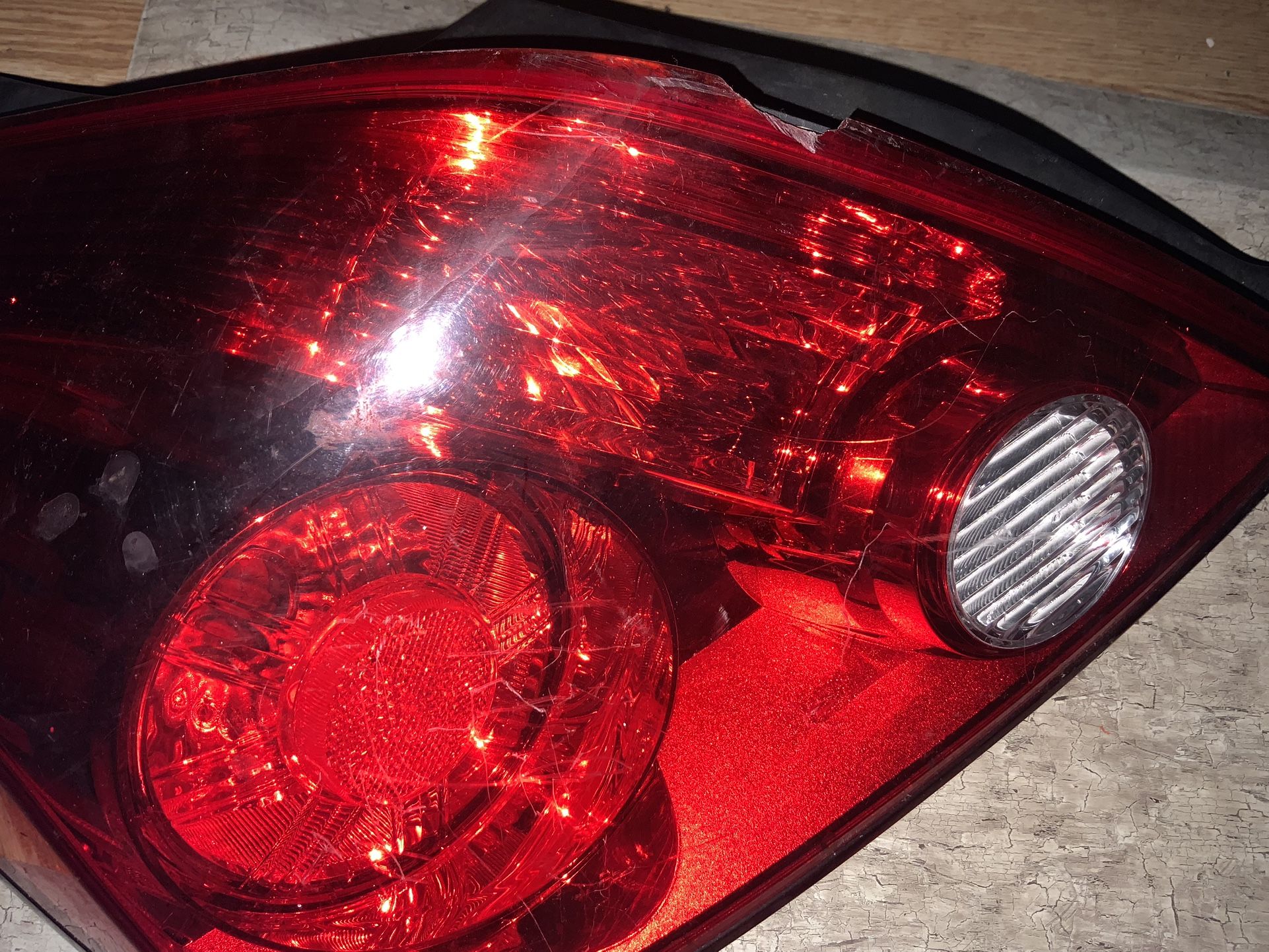 Nissan Altima Rear/tail lights NAL949650 Right and Left Light