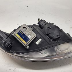 2017 Ford Focus OEM Xenon driver side headlight assembly