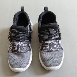 Fila Fantastiq 2 Boys 6 Shoes