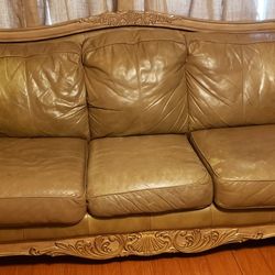 Couch/Sofa Set