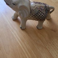 Vintage Elephant Porcelain 🐘 