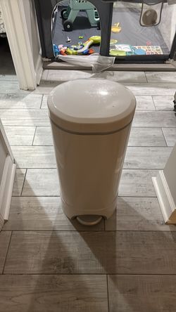Diaper genie