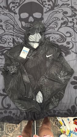 Nike Hooded Windbreaker Training with Tags