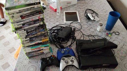 Xbox 360 with controlers and games