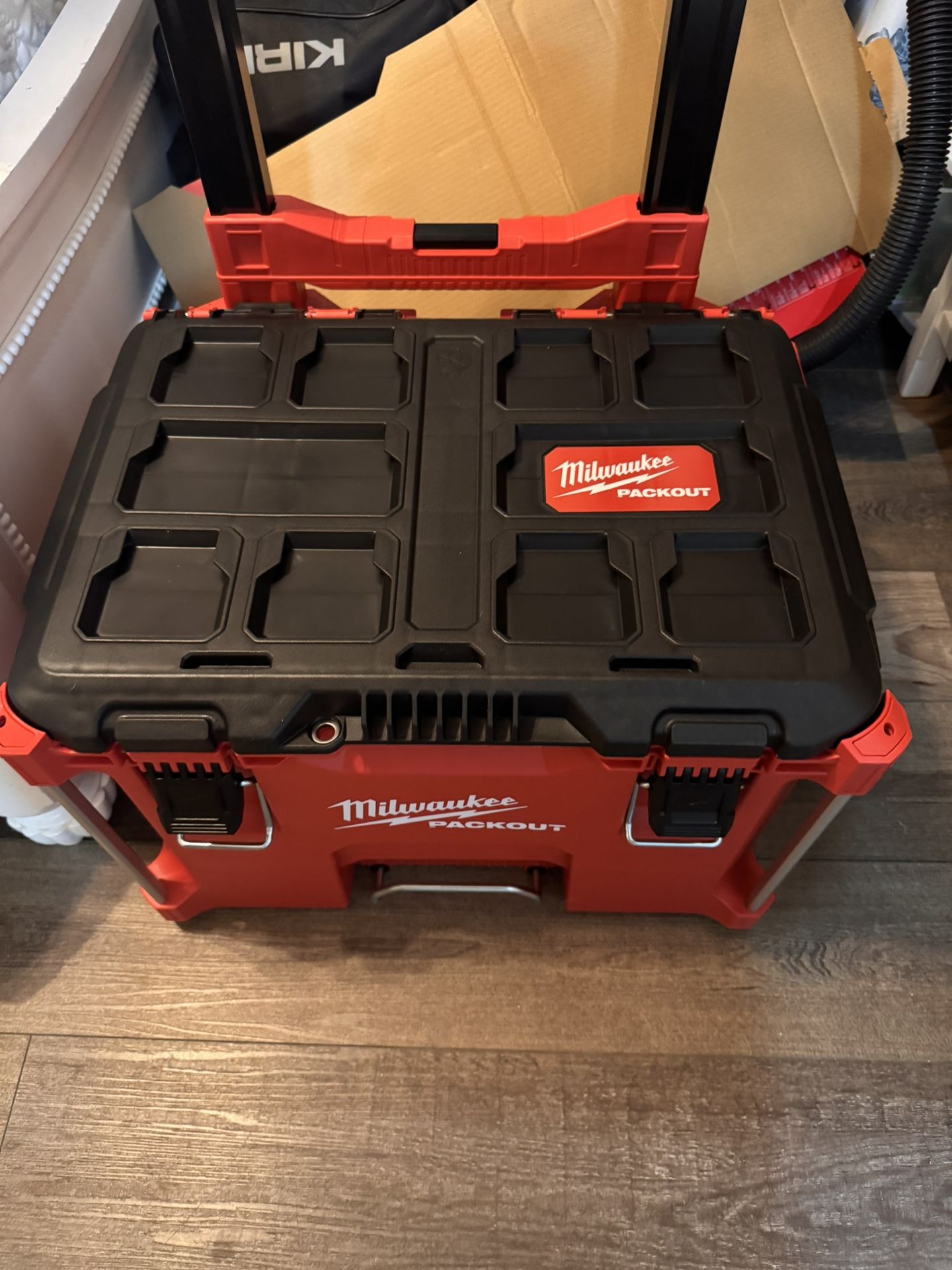 Milwaukee Pack Out Box New Firm$$$