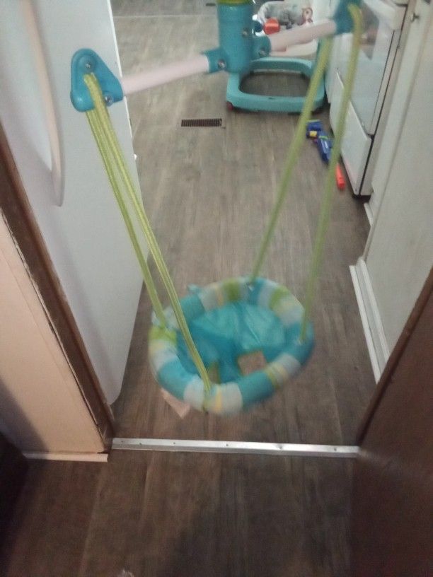 Door Jumper