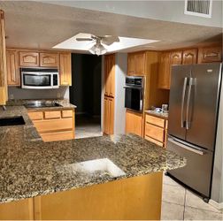 Kitchen Cabinet Set