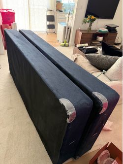 FREE King Box Spring Set (2 Split Pieces) – Must Pickup | Brentwood