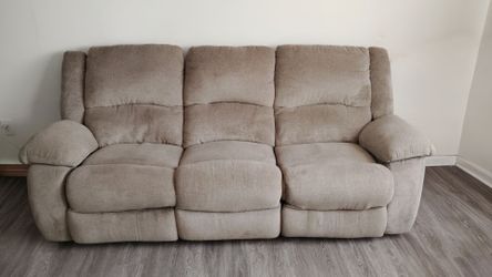2 piece Reclining Sofa & Loveseat Set