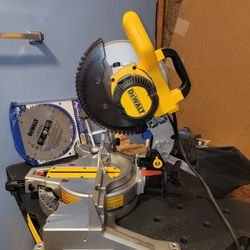 Dewalt Miter Saw DWS713