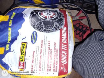 Les Schwab Light SUV Diamond Snow Chains For  S. A. E Class S Vehicle S