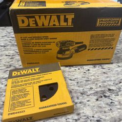 DeWALT Sander 