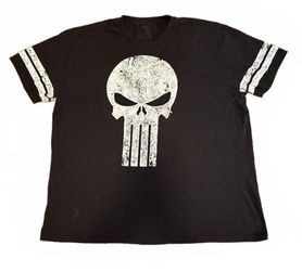 TOP Marvel Punisher Black Graphic T-Shirt with White Stripes on Sleeves