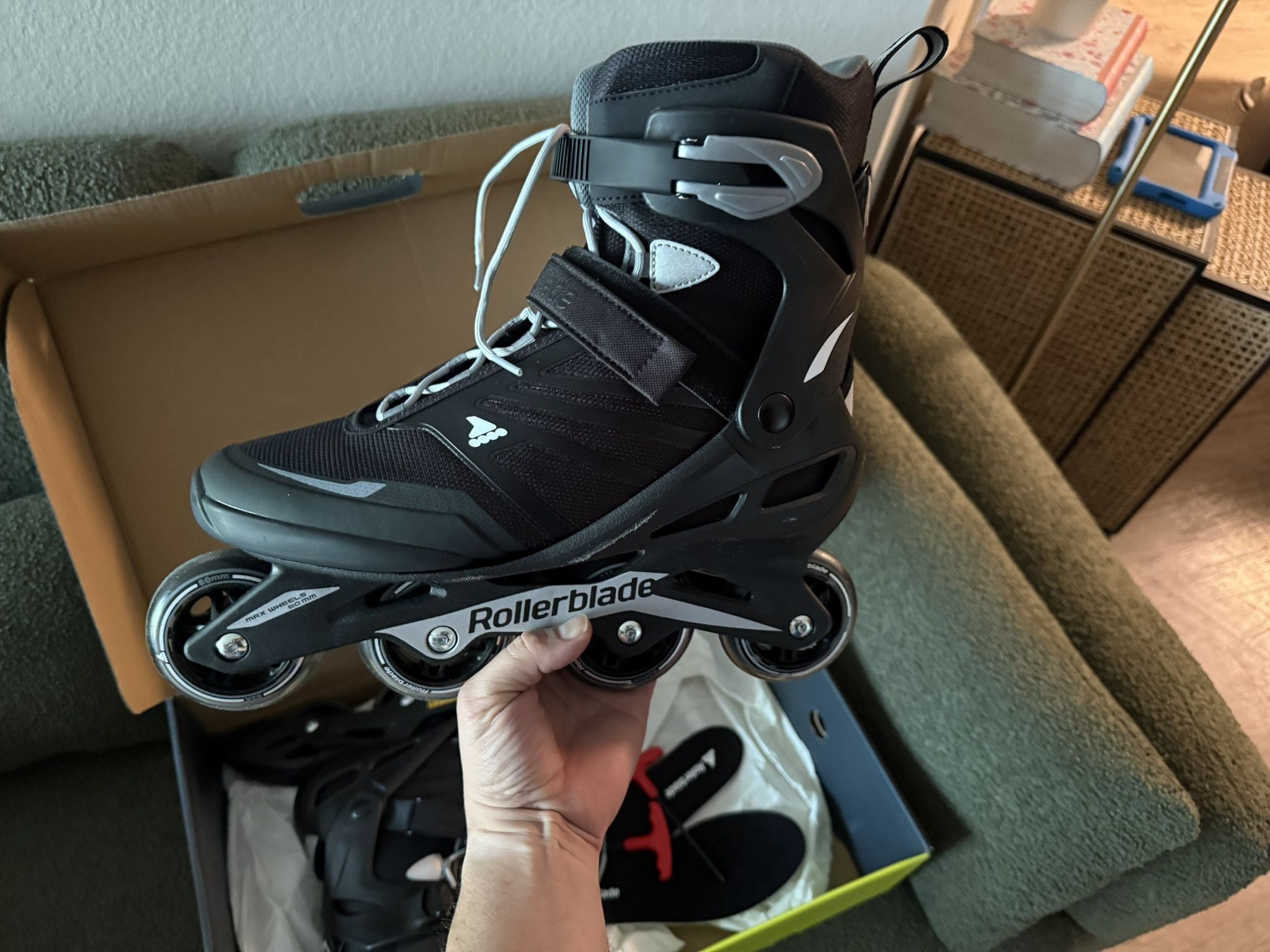 Rollerblade Mens Size 11 Like New Used Once