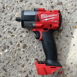 Milwaukee Fuel M18 Mid Torque 1/2in Wrench (tool Only) 